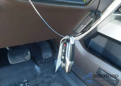 2017 Ford F-150 King Ranch z USA, uszkodzony, nr VIN 1FTEW1EG1HFB47517